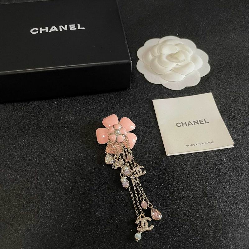 Chanel Brooch 07yxs45